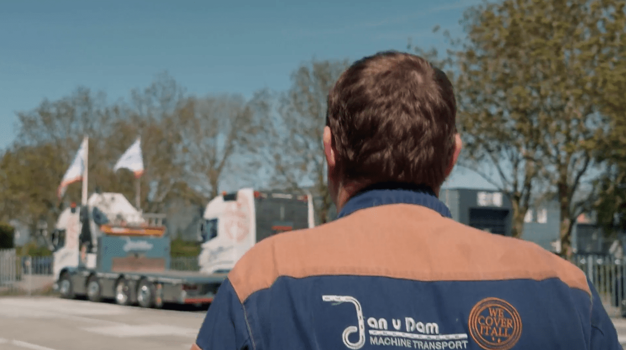 HEAVY - openingsbeeld