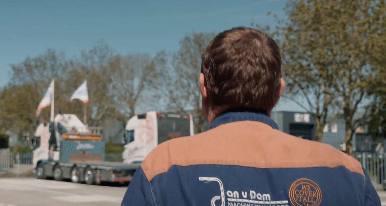 HEAVY - openingsbeeld