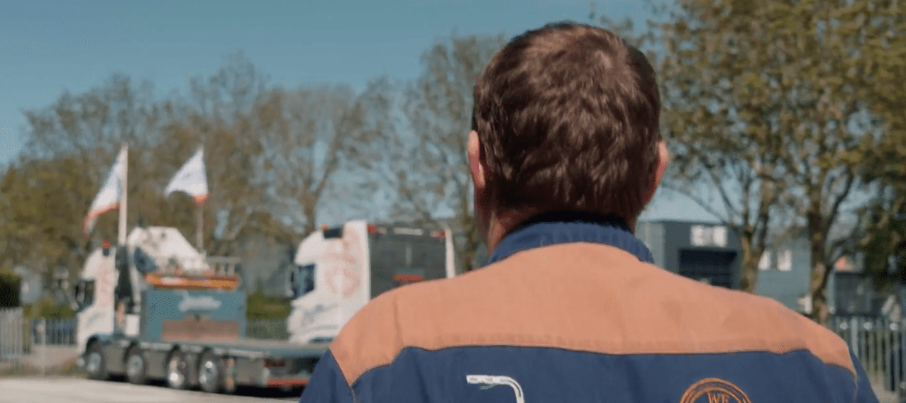 HEAVY - openingsbeeld